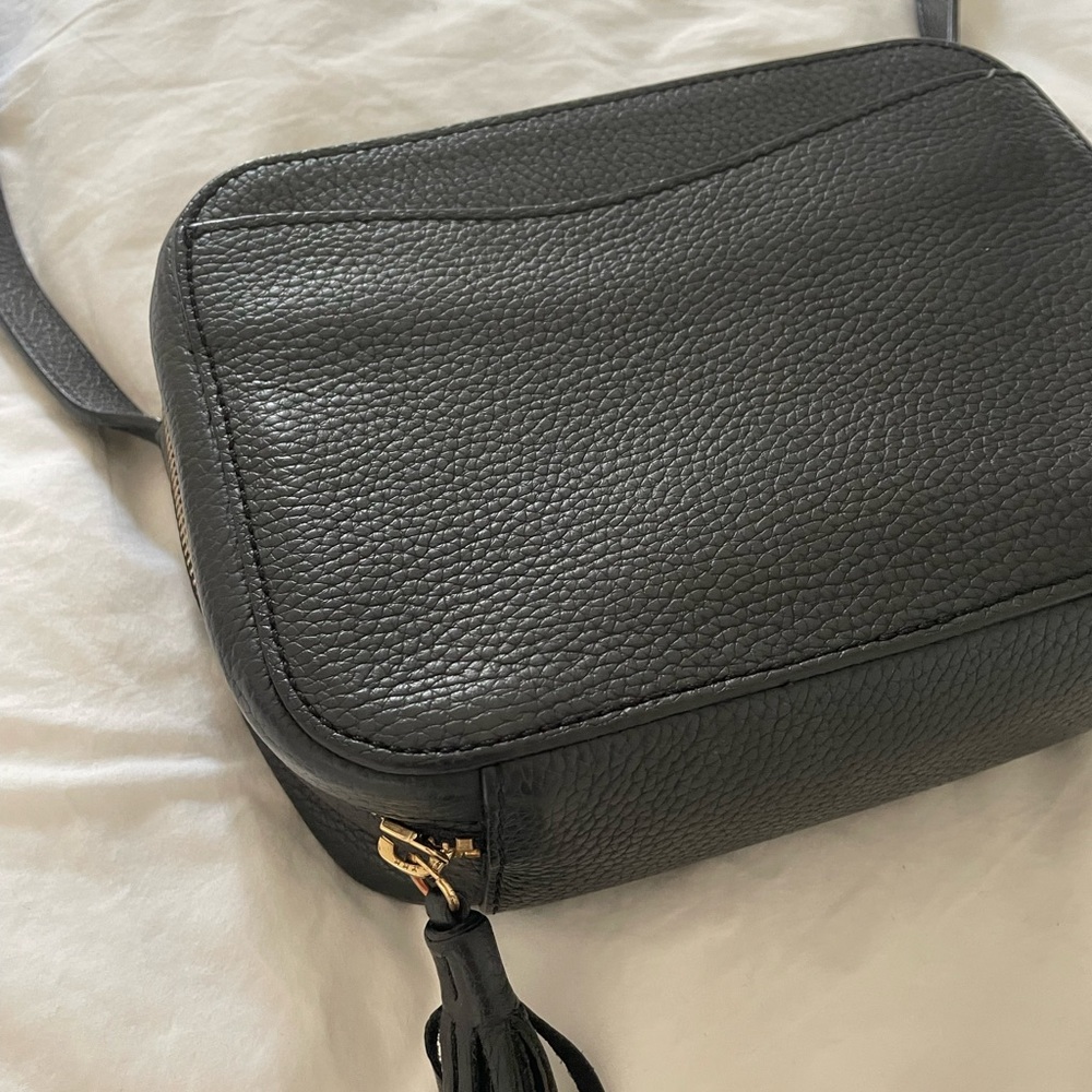 Black crossbody leather bag | Cuyana